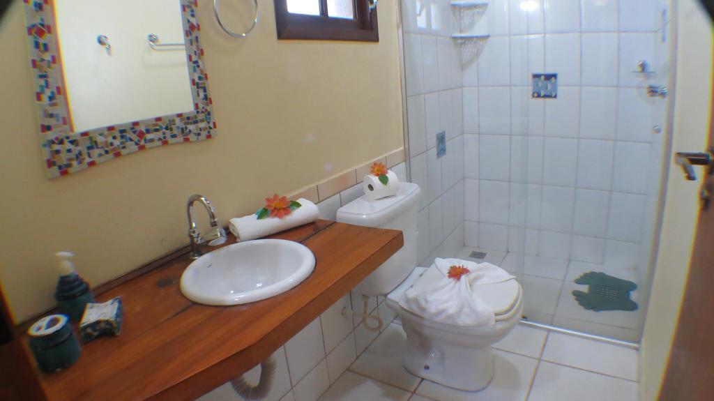 Chalé Superior com Varanda e Vista para a Colina (2 Adultos)